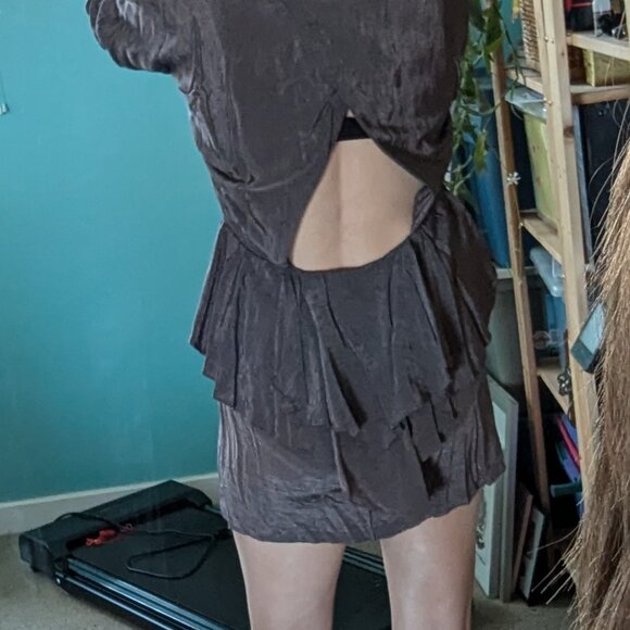 Vintage metallic-like purple mini dress with flattering hip skirt, size M - Picture 10 of 15